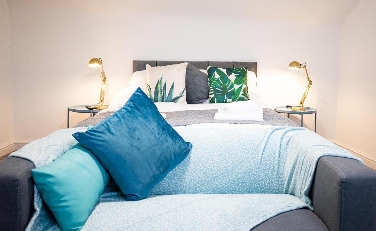 Elmo River Studios - 6 En-Suites In Wallasey - Easy Parking - Short And Long Stays Welcome Exteriör bild